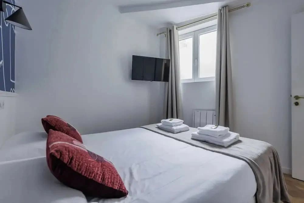 Chic, Comfortable Flat Near rue Montmartre - photo 4