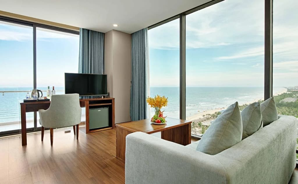 Yarra Ocean Suites Danang - photo 7