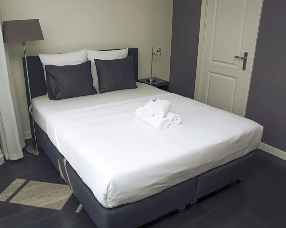 Canal House Inn - photo 2