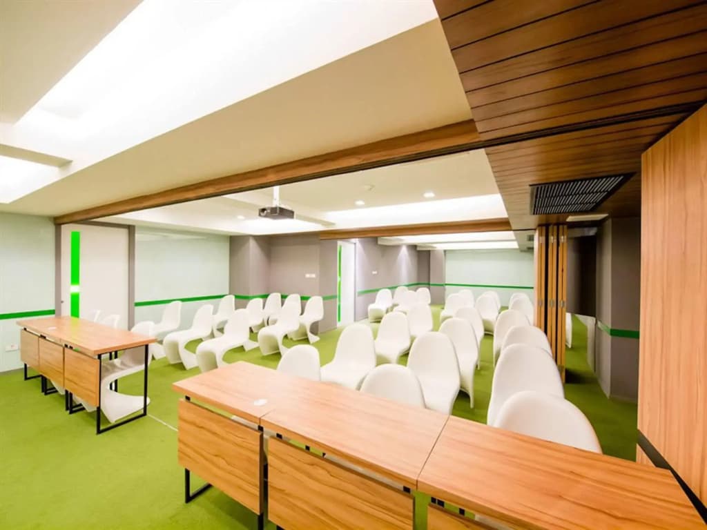 Myhotel CMYK Ratchada - photo 15