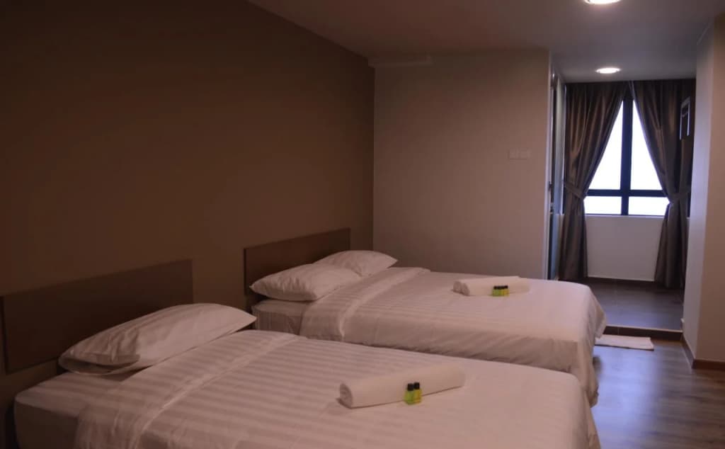 Your Hotel Kayangan - photo 5