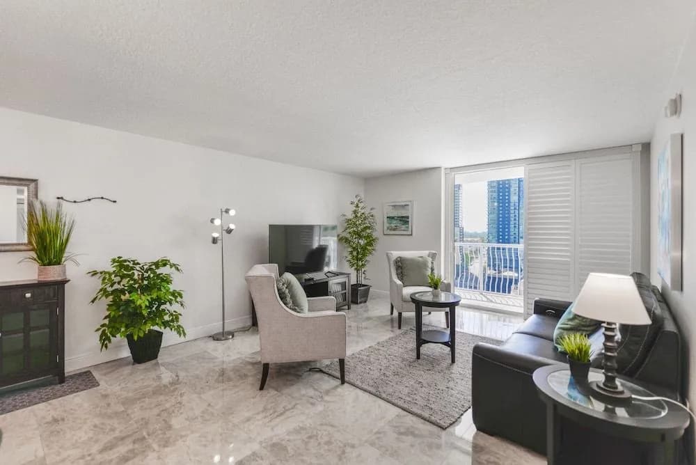 Ocean View Exquisite Brickell - photo 11