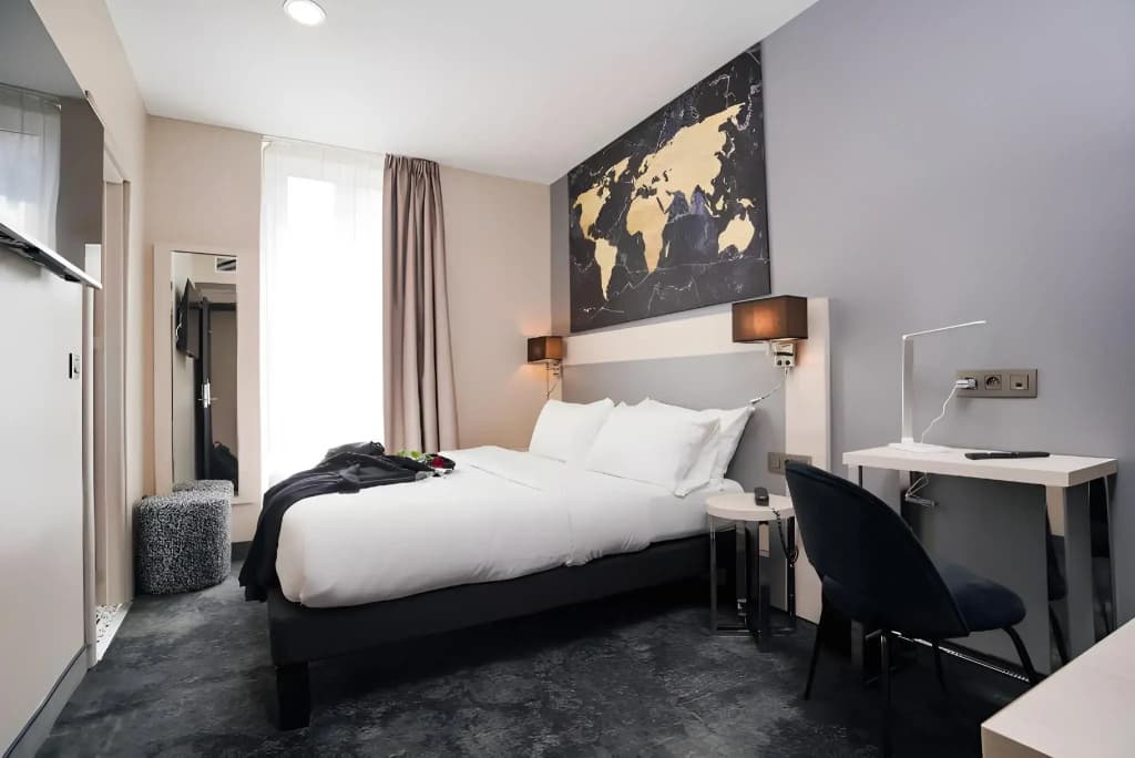 Hotel Univers - photo 25