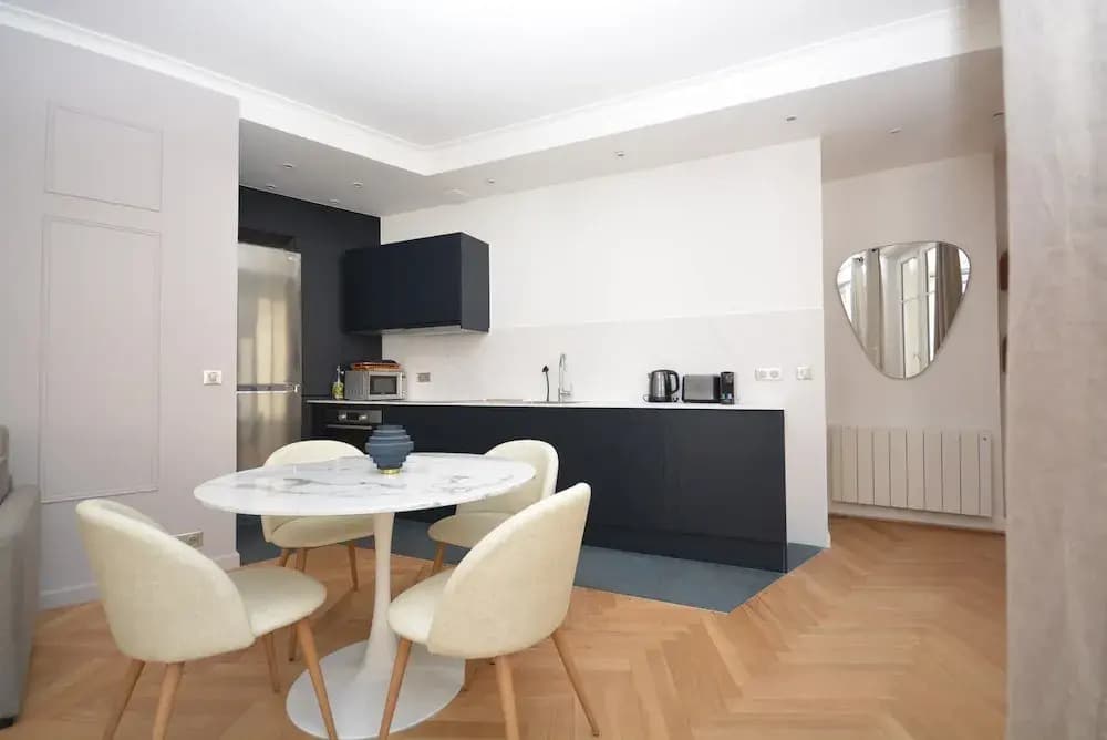 Reva Suites - photo 6