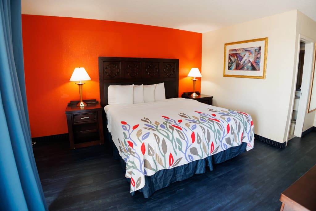Garnet Inn & Suites, Orlando - photo 3