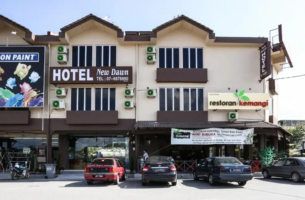 New Dawn Hotel - main photo