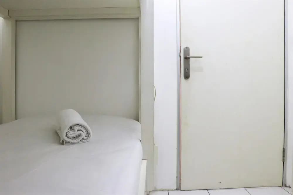 Nice Designed 2Br Menteng Square Apartment - photo 4