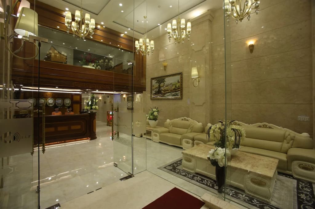 Orange Hotel - photo 24