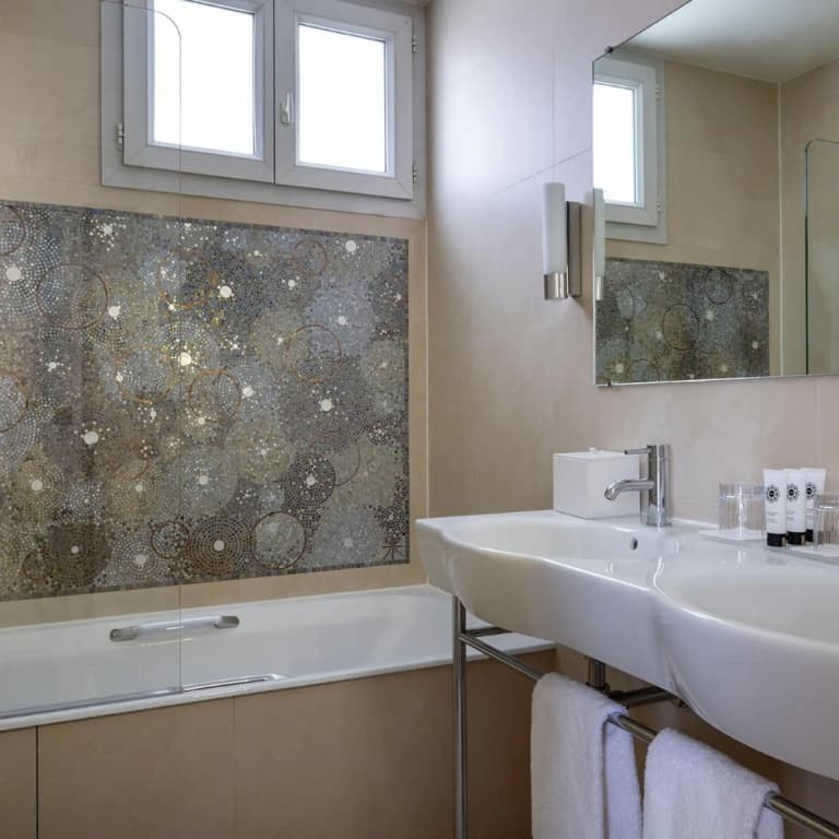 Hotel Aiglon - photo 39