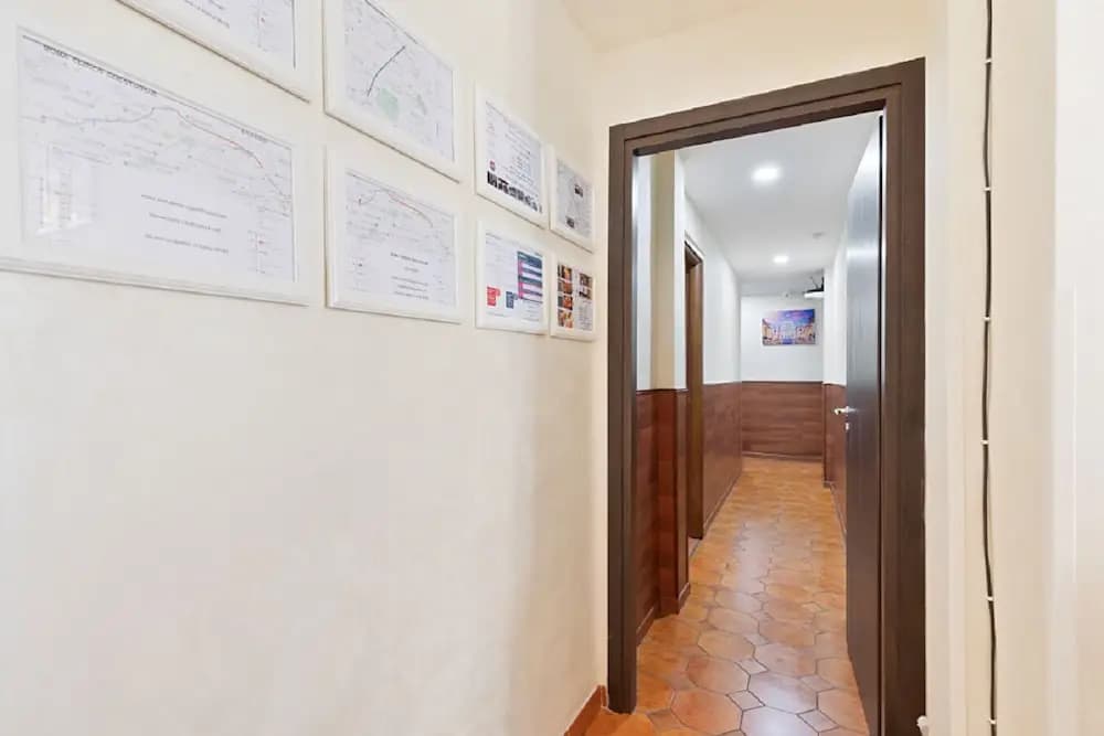 Roma Enrico Guesthouse - photo 11