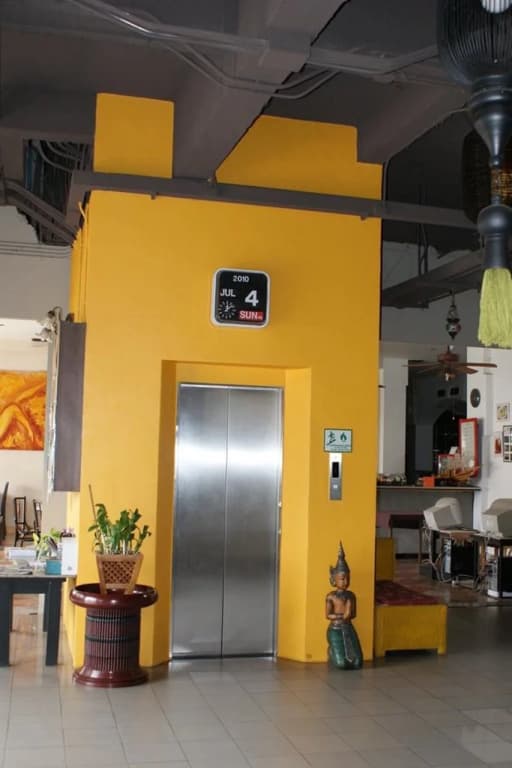 Rome Place Hotel - photo 2