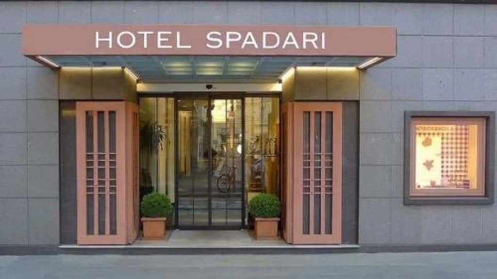 Hotel Spadari Al Duomo - main photo