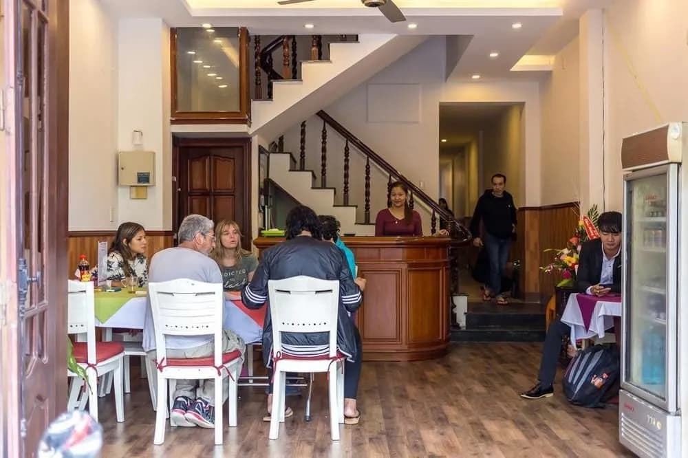 Family Hotel - photo 18