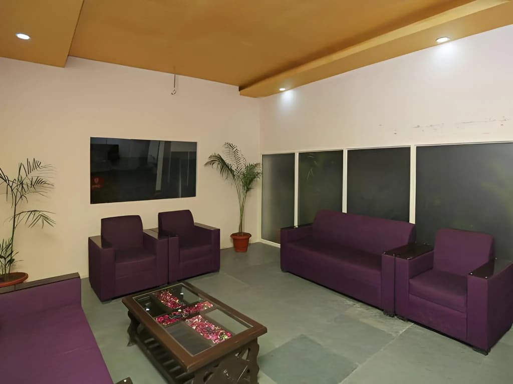 OYO 8404 Hotel Aerofly - photo 15