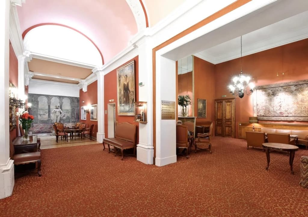 Hotel Regina - photo 34