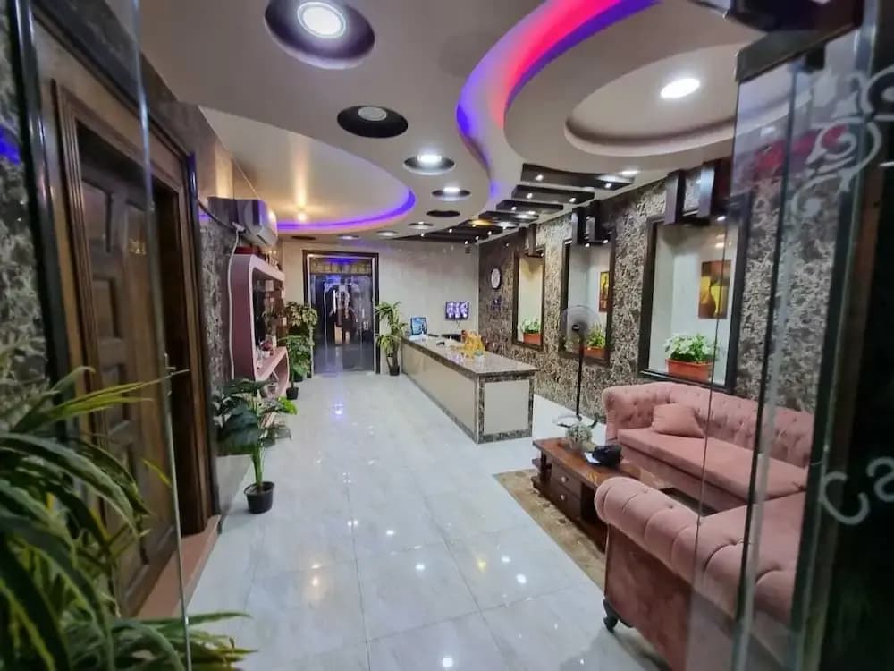 Cairo Plaza Hotel - photo 1