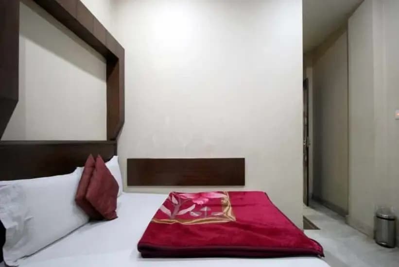 Hotel Dolphin Dx - photo 3