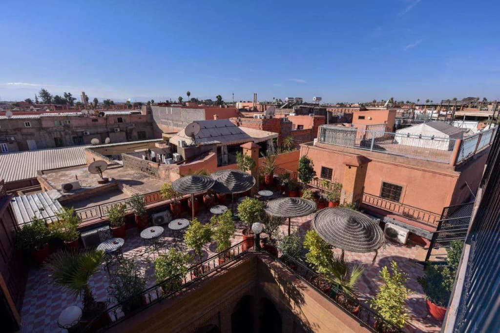 Riad Assia - photo 11