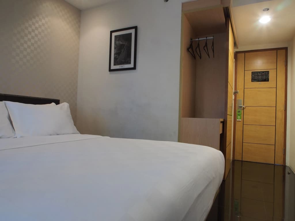 M Hotel Jakarta - photo 7