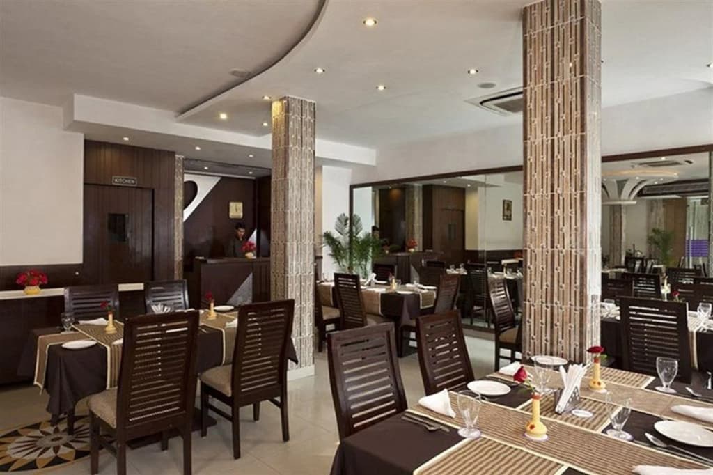 Hotel Saptagiri - photo 5