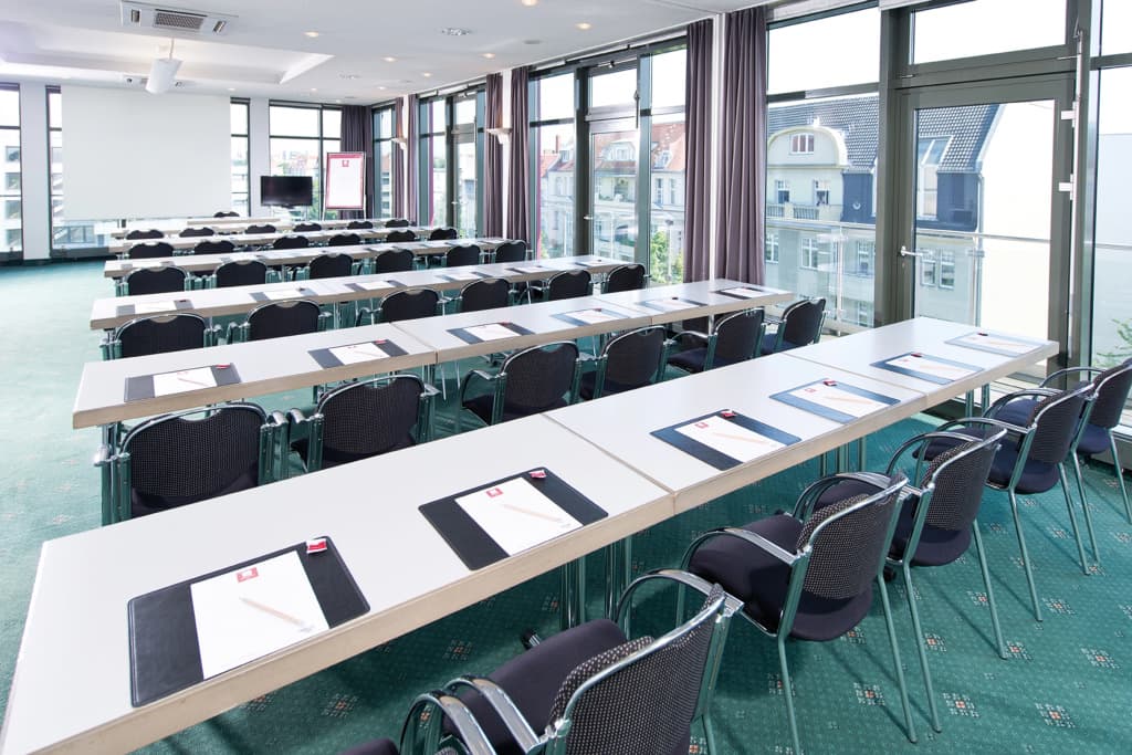 Leonardo Hotel Berlin City West - photo 11