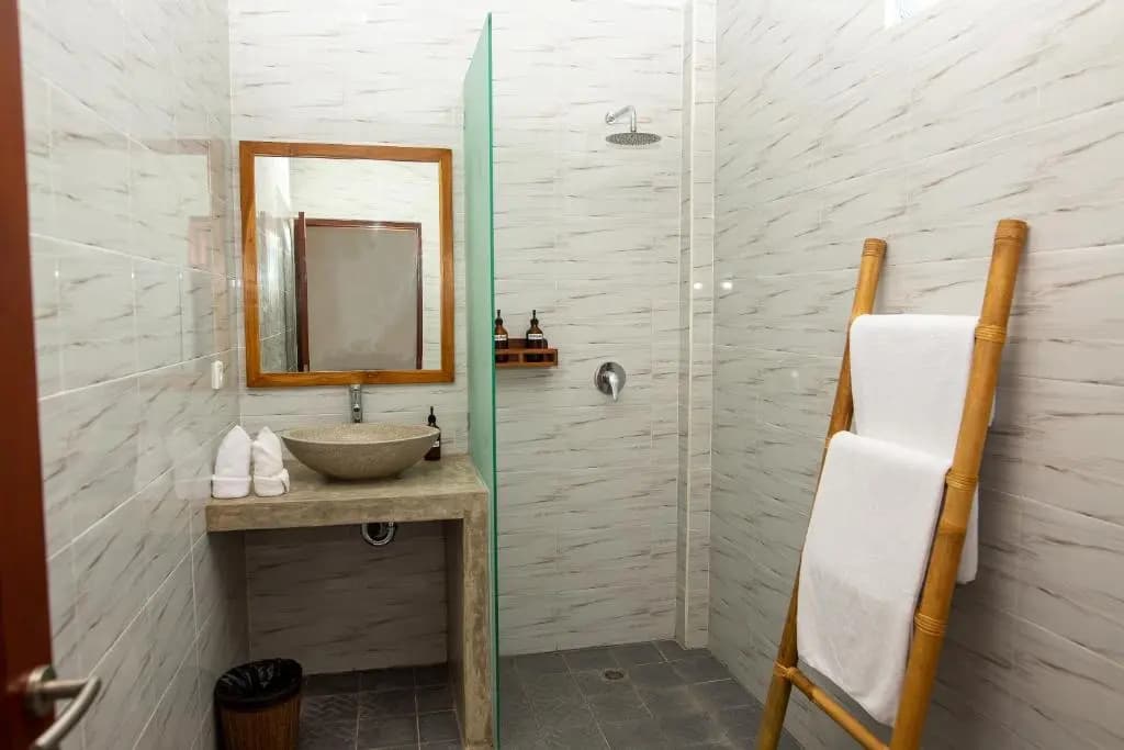 Frangipani House And Spa By Ecommerceloka - photo 7