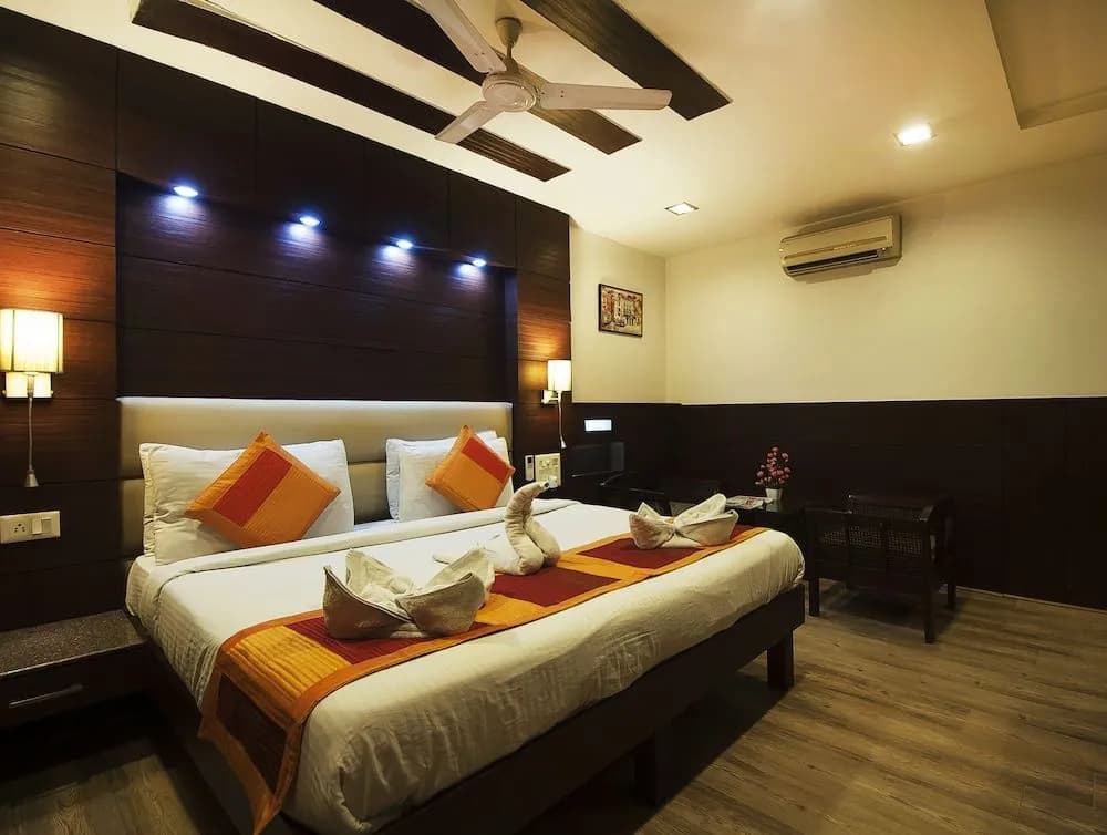 Hotel Amaltas International - photo 5
