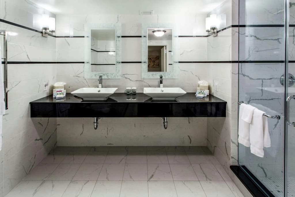 Hilton Garden Inn New York / Staten Island - photo 36