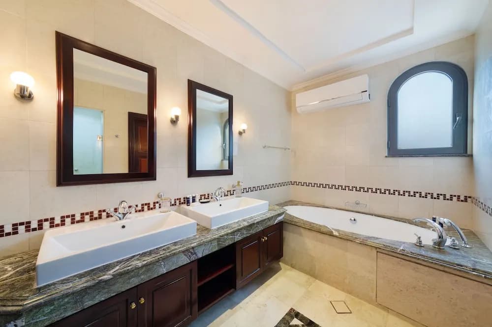 Maison Privee Private Pool and Beach Access Villa w/ Cinematic Vws - photo 31