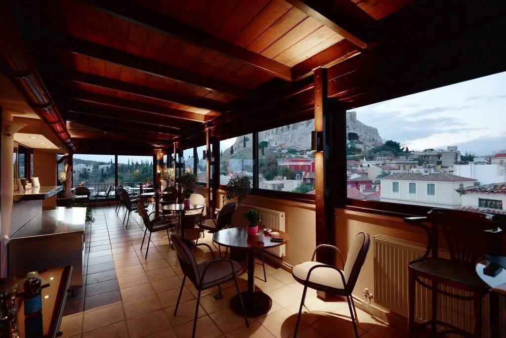 Byron Hotel - photo 22