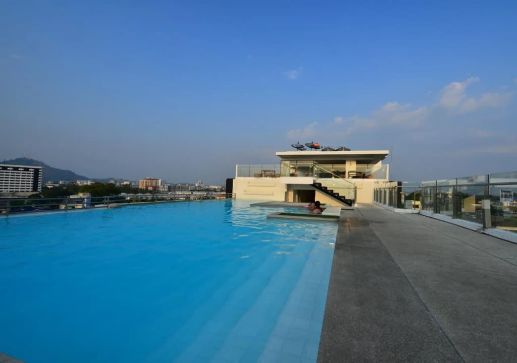 The Wide Suites - photo 13