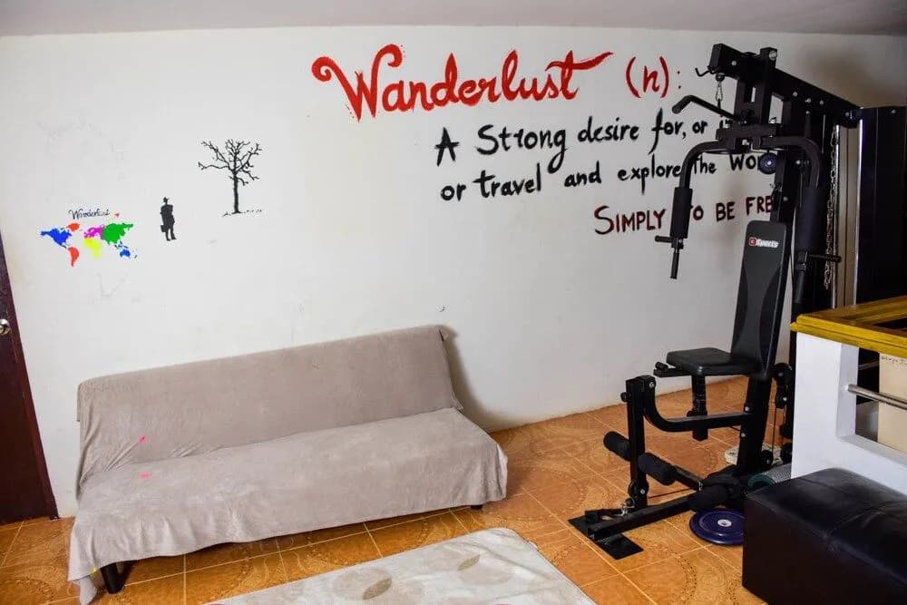 The Wanderlust Hostel - photo 12