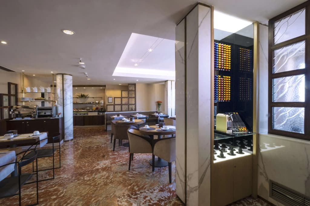 Best Western Hotel Piccadilly - photo 25