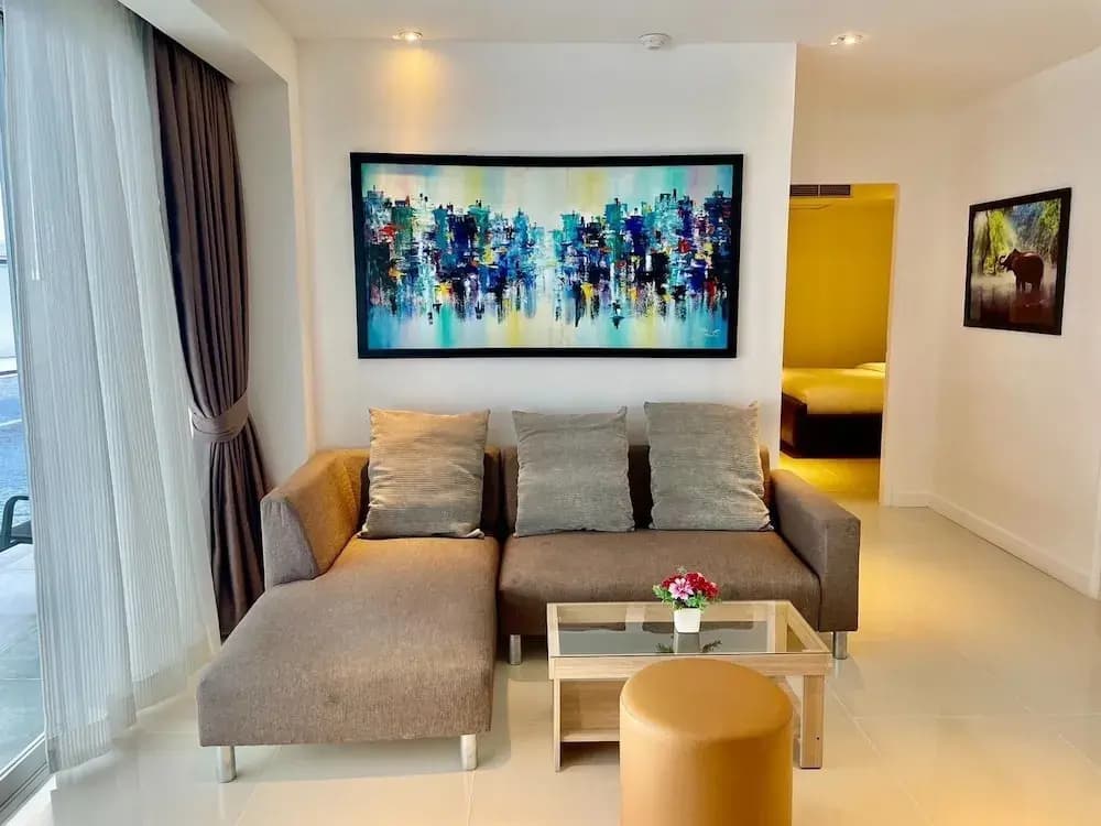 B12a - 2 Bdr Condo With Pool Access, Karon Beach - photo 3