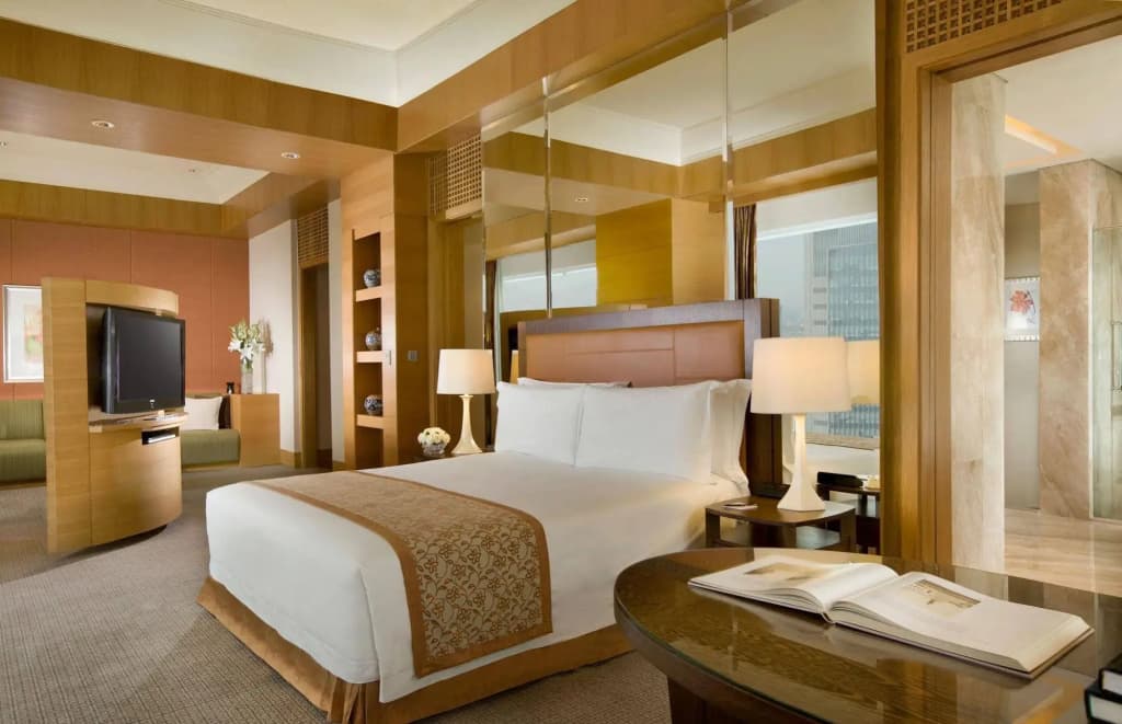 The Ritz-Carlton Jakarta, Pacific Place - photo 7