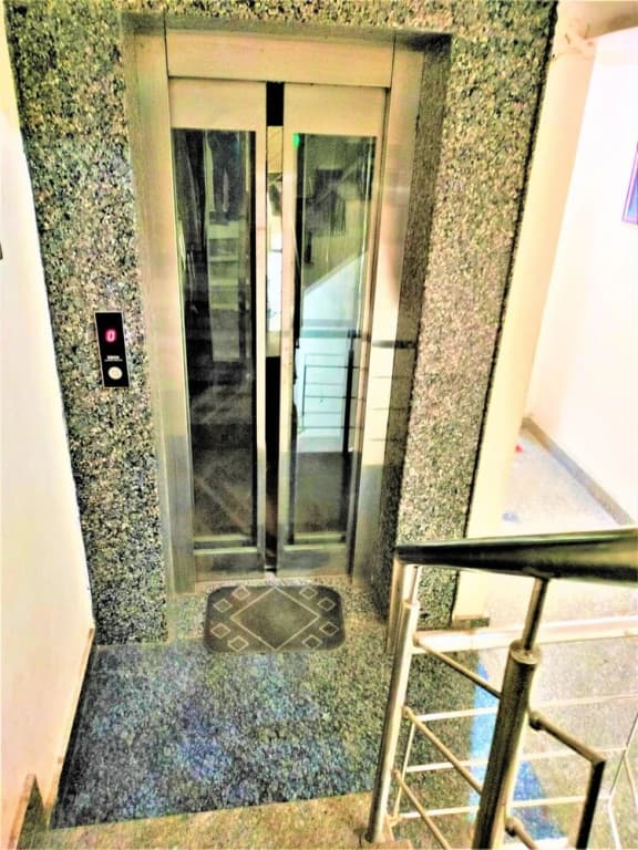 Hotel Star Light Near Nizamuddin Station - photo 11