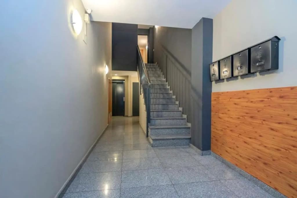 Bright and modern Duplex with terrace in Eixample district P1 - photo 3