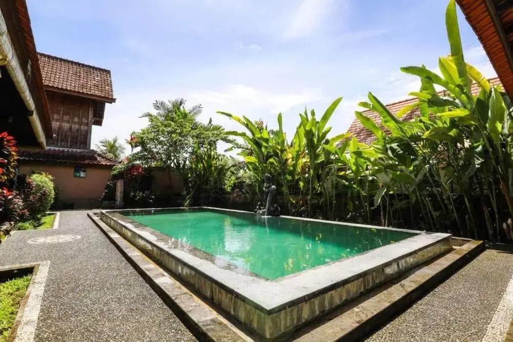 Sari Bamboo Bungalows - photo 40
