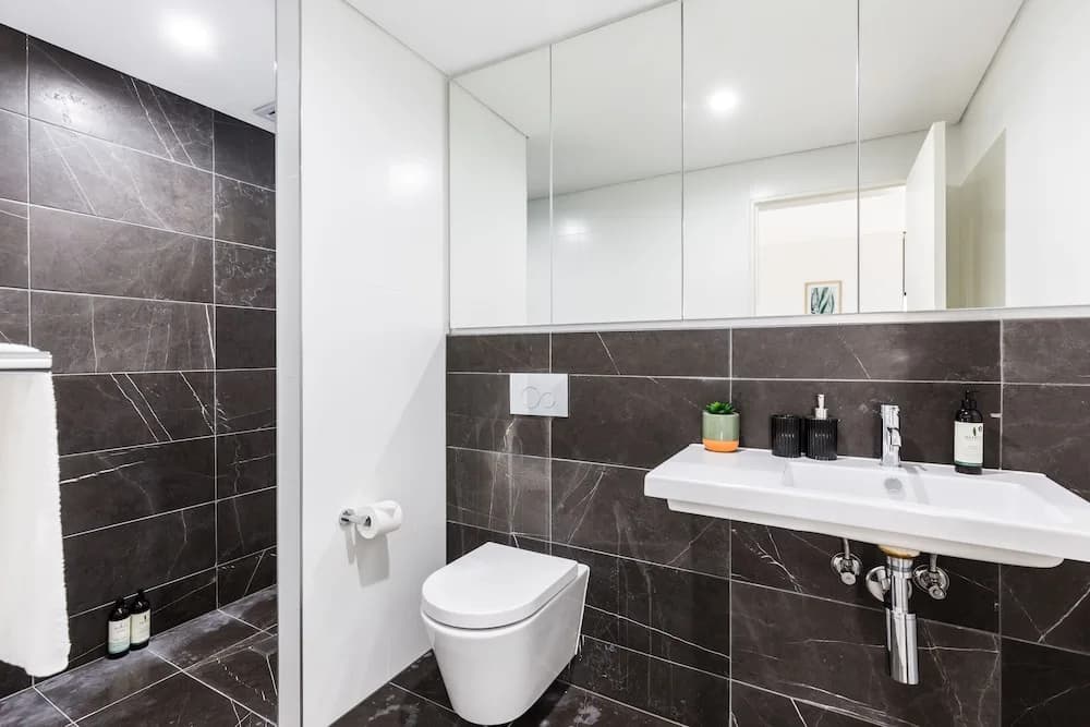 Sydney Townhouse with Parking and Deck - photo 9