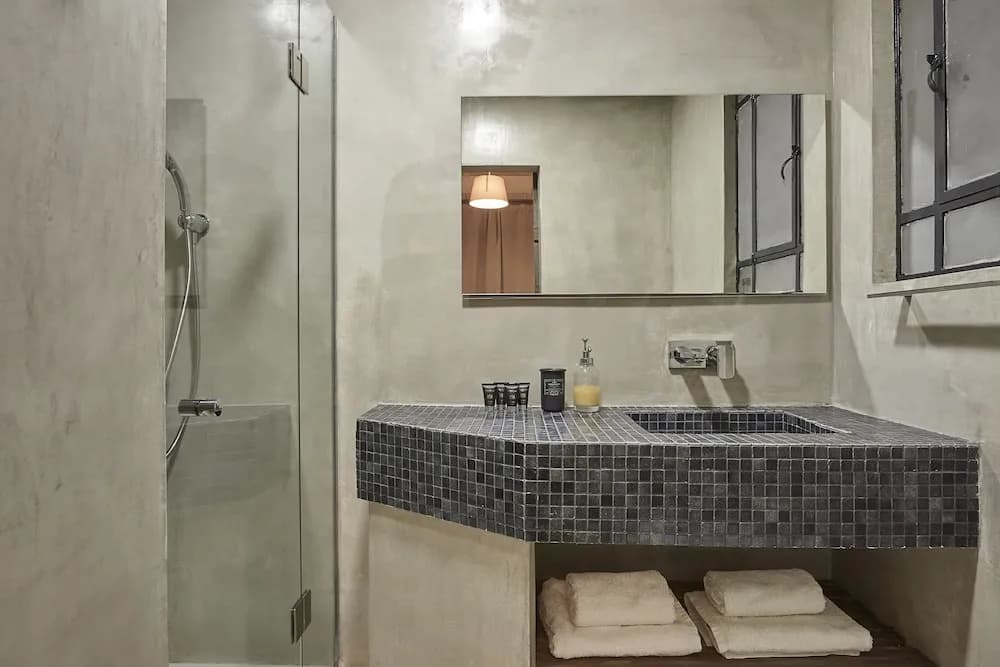 Kolonaki Square Apartment - photo 9
