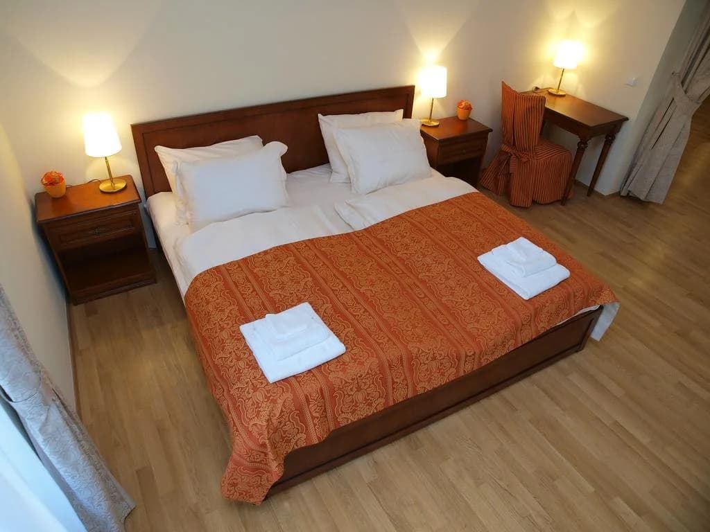 City Apartment - photo 15