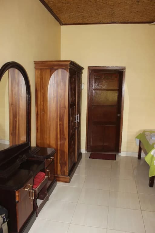 Gusti Garden Bungalows - photo 15