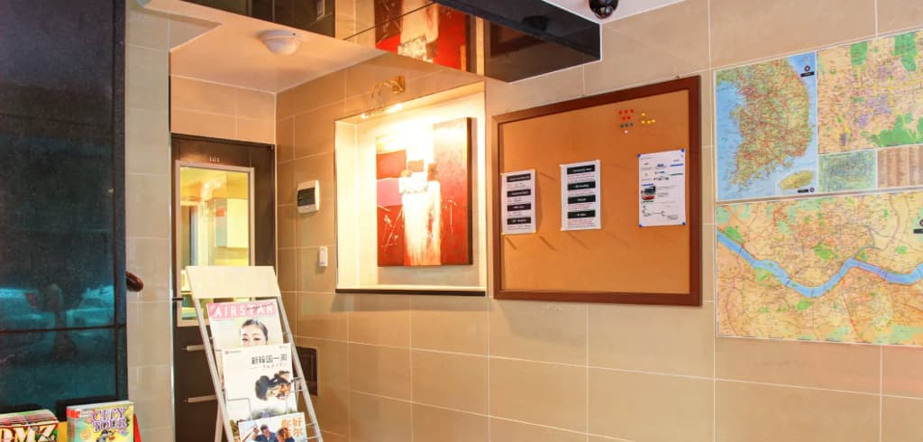 BB Hongdae Hostel - photo 13