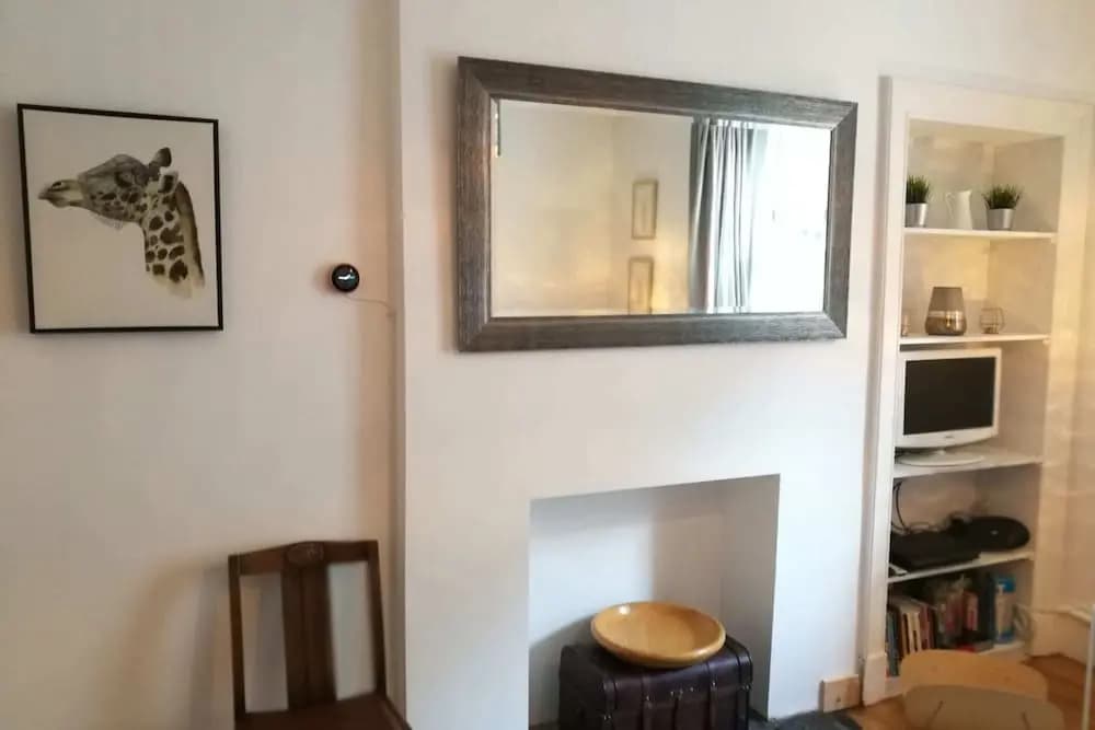Flat in Marchmont - photo 2