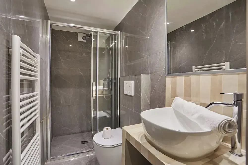 Superb Apartment 2 Bedrooms Center of Paris - photo 6