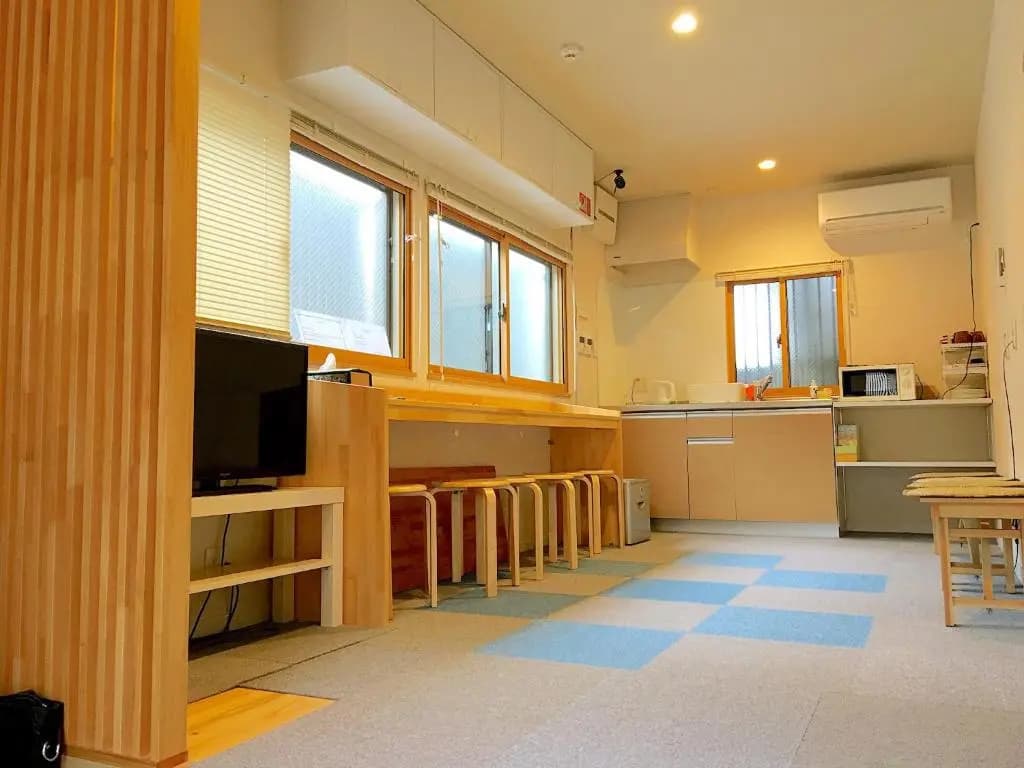Osaka Guesthouse SAYURI TENGACHAYA Ekimae - photo 2