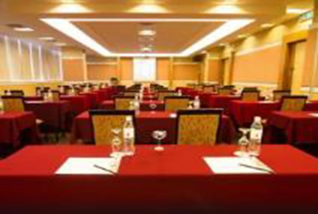 New World Suites - photo 18