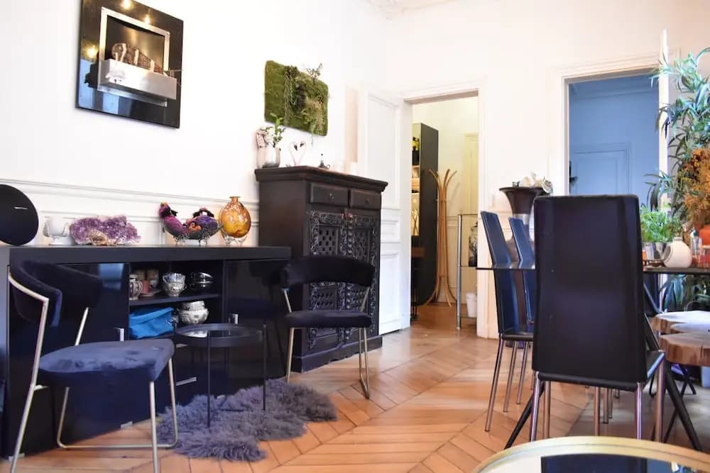 Charming 1 Bedroom Apartment in St Germain - photo 7