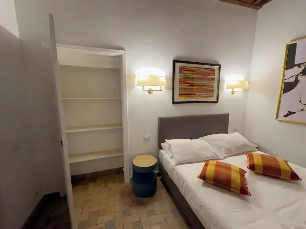 Via Giulia Apartments - photo 12