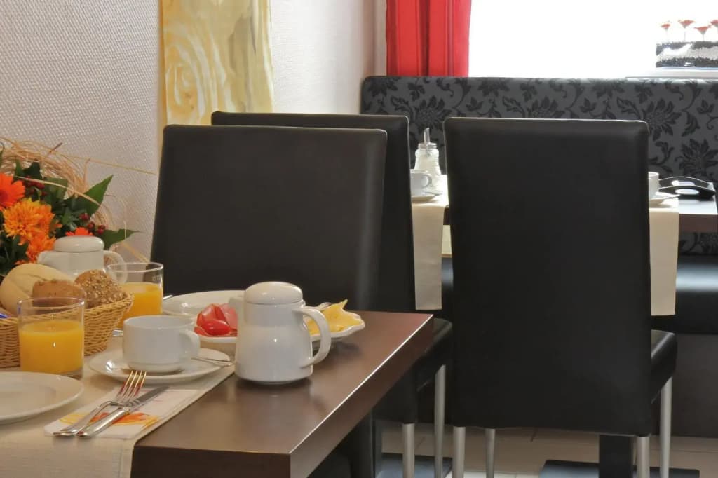 Hotel Herbst Berlin - photo 11